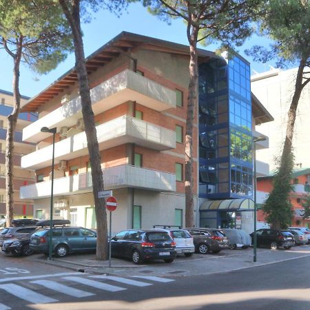Elena Appartement Lignano Sabbiadoro Buitenkant foto
