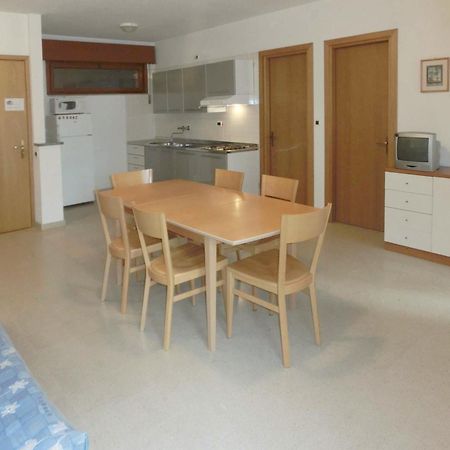 Elena Appartement Lignano Sabbiadoro Buitenkant foto