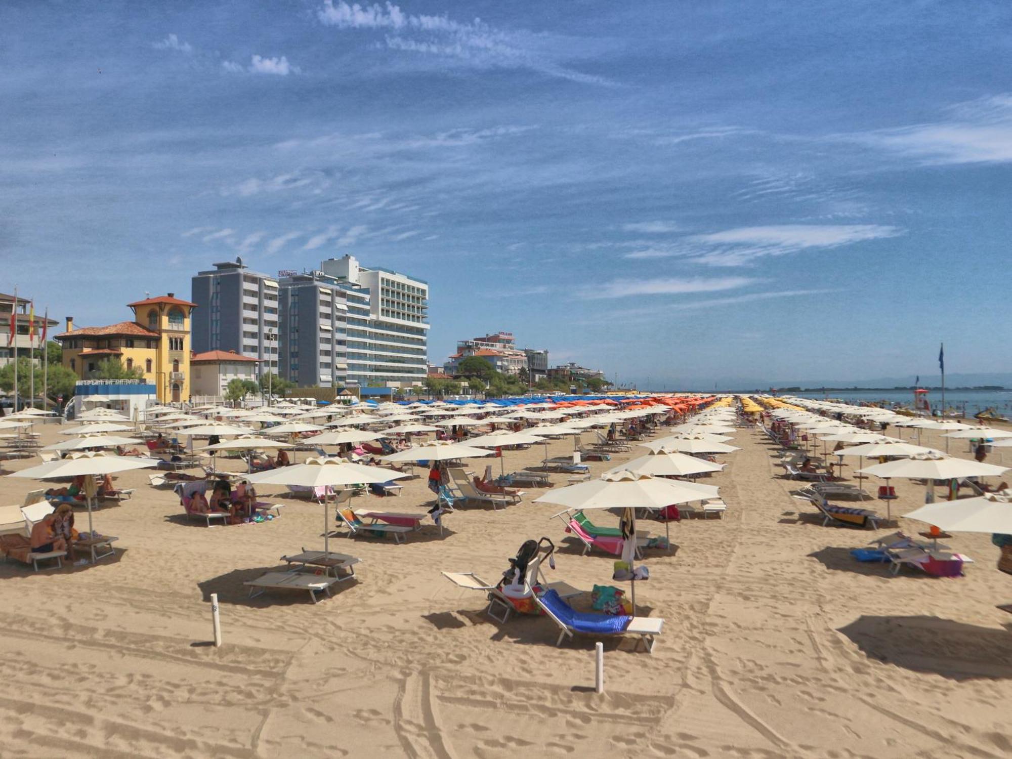 Elena Appartement Lignano Sabbiadoro Buitenkant foto