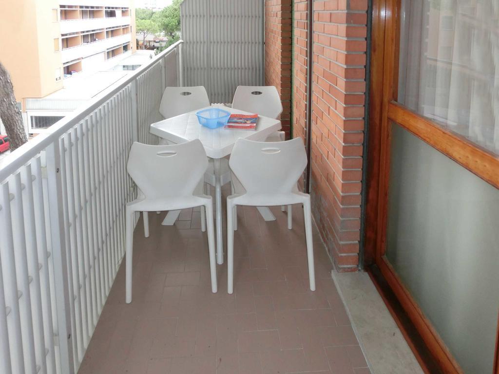 Elena Appartement Lignano Sabbiadoro Buitenkant foto
