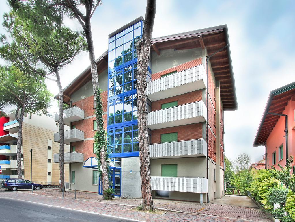 Elena Appartement Lignano Sabbiadoro Buitenkant foto